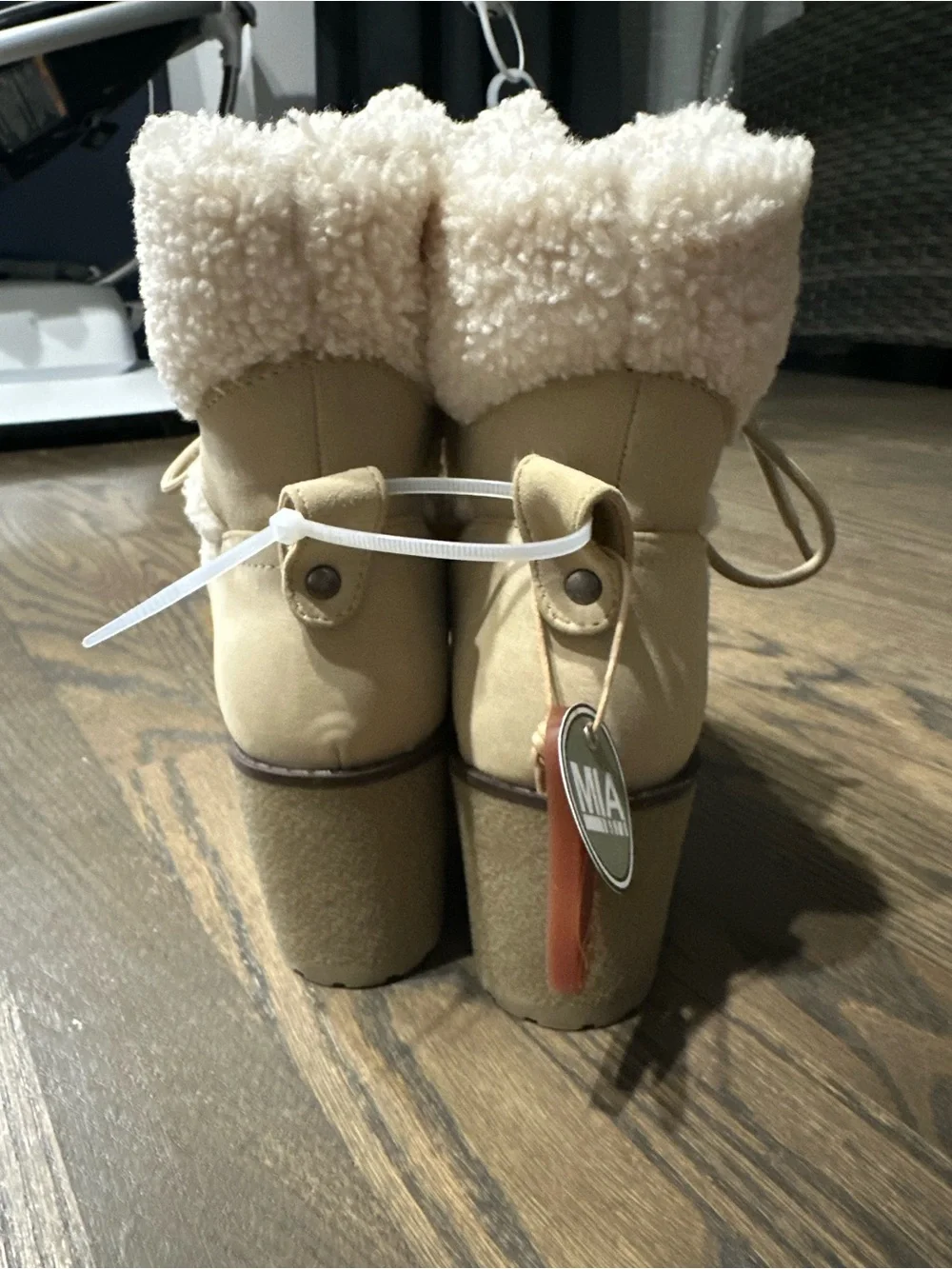 MIA Cream Sherpa Lace-Up Winter Boots